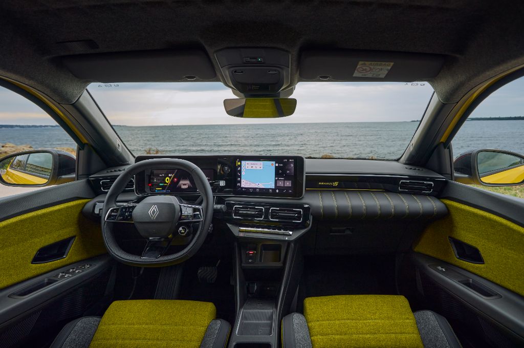 Renault 5 E Tech Review Buying Guide 2024 Electrifying